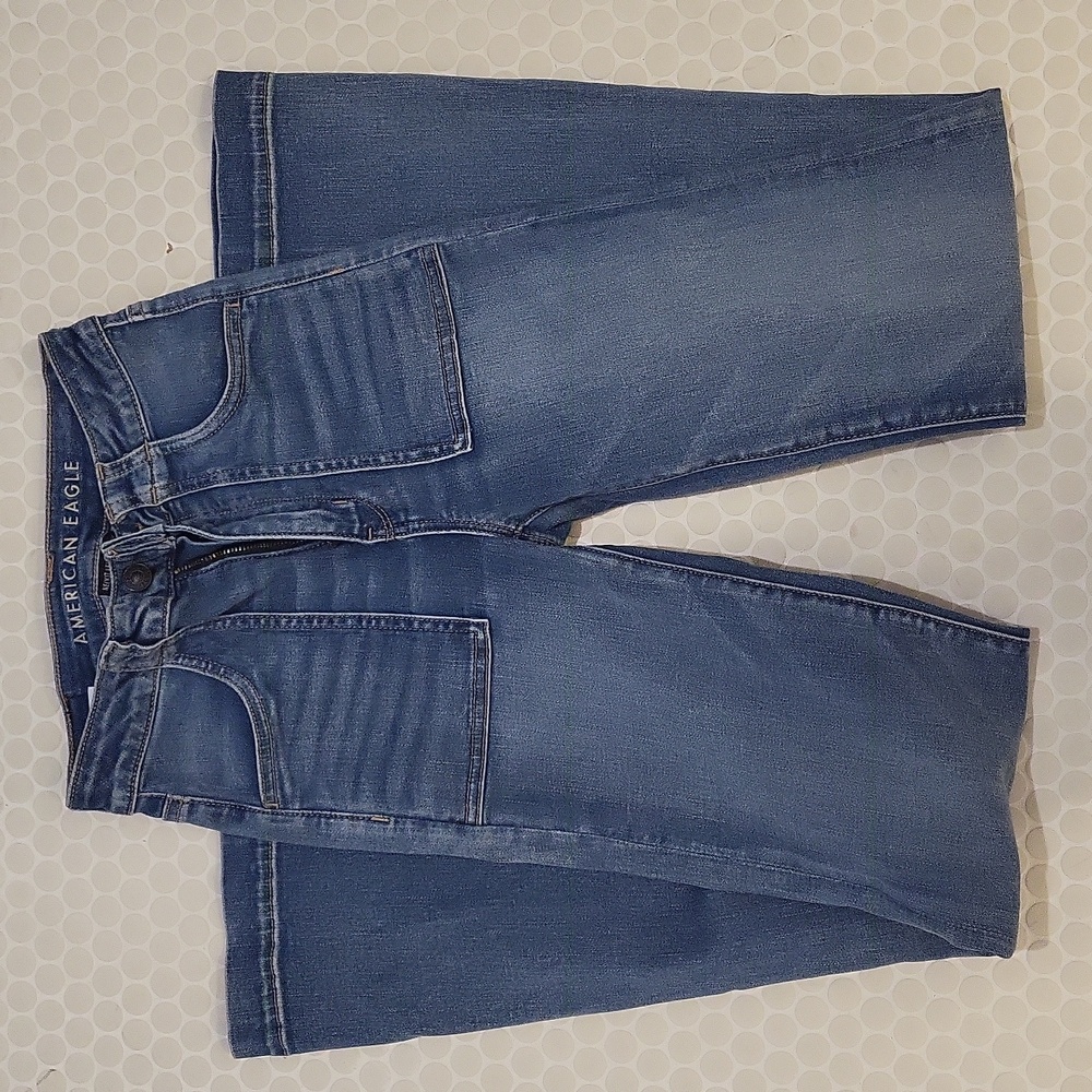 American Eagle Outfitters Dark Blue high rise flare Leg Jeans size 0